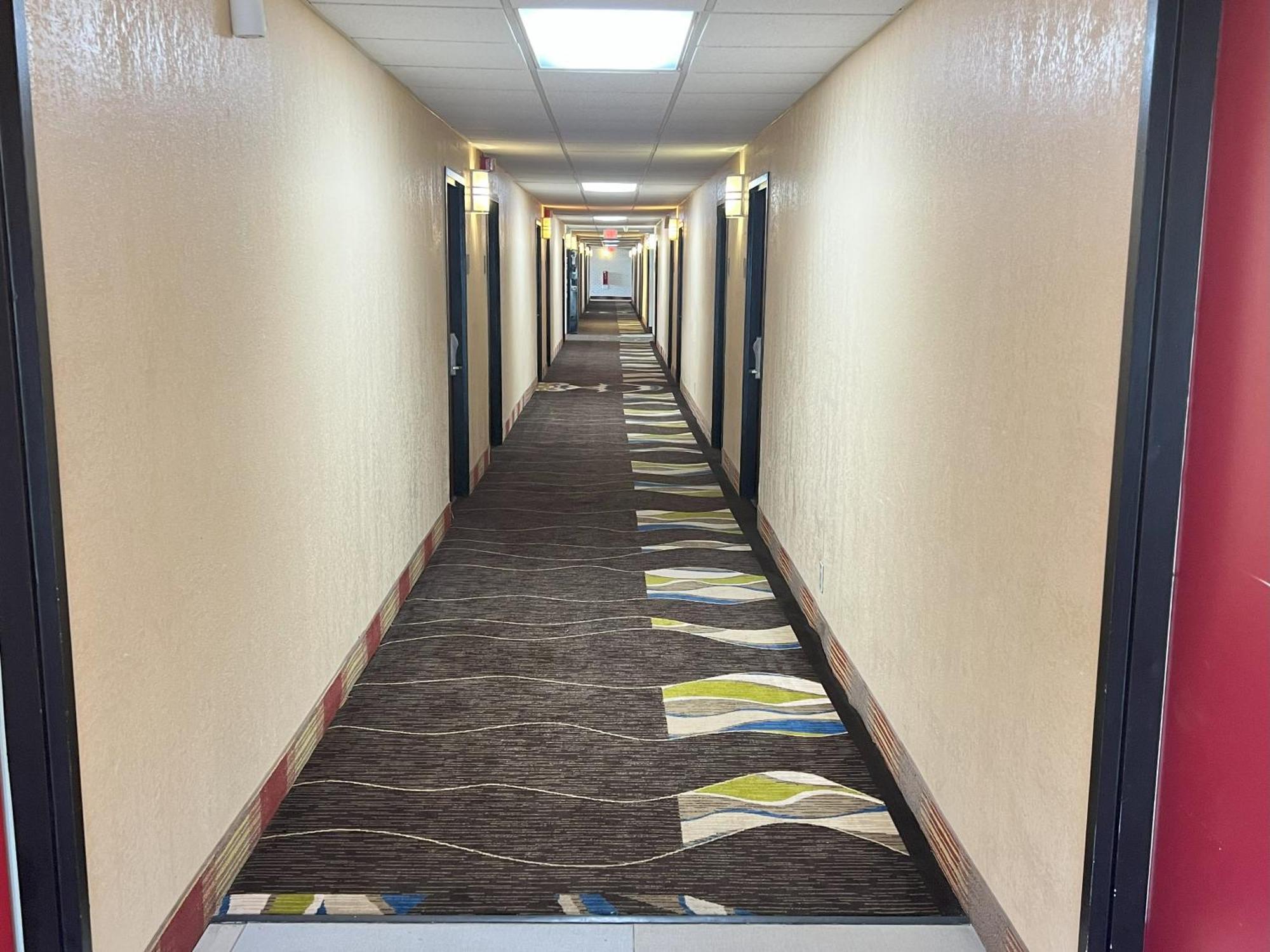 Countryside Suites Kansas City Independence I-70 East Sports Complex Hotel Екстер'єр фото