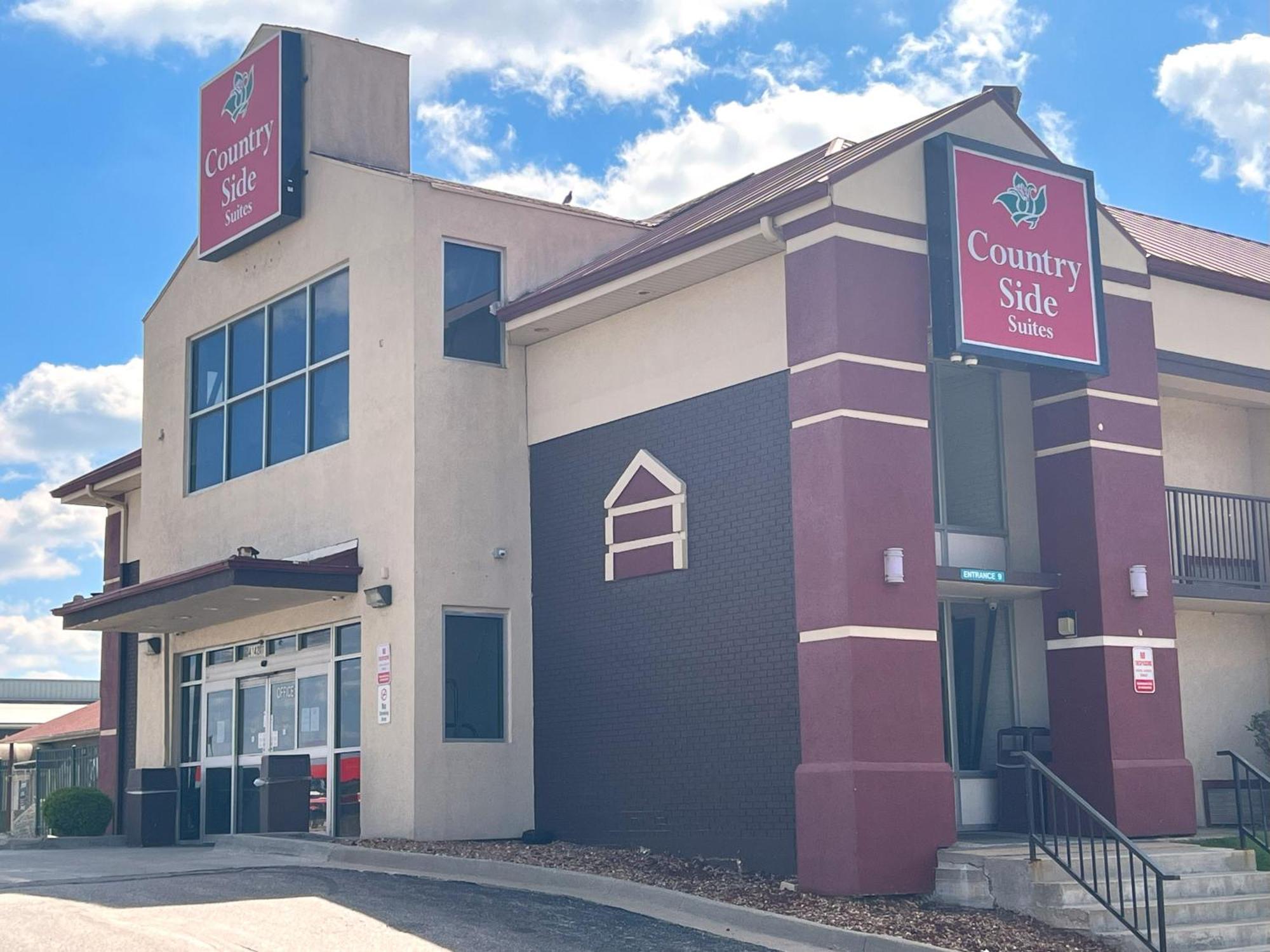 Countryside Suites Kansas City Independence I-70 East Sports Complex Hotel Екстер'єр фото