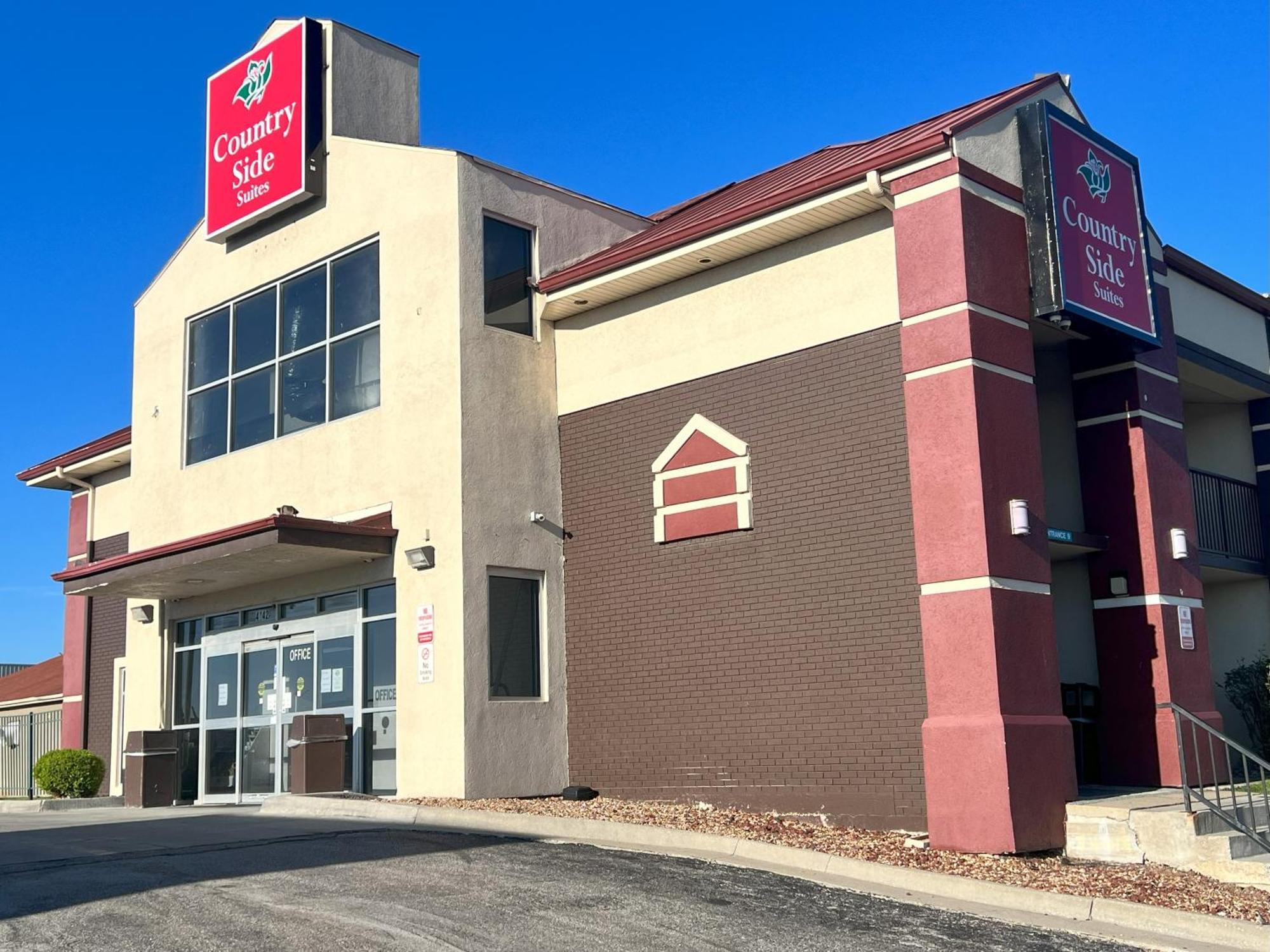Countryside Suites Kansas City Independence I-70 East Sports Complex Hotel Екстер'єр фото